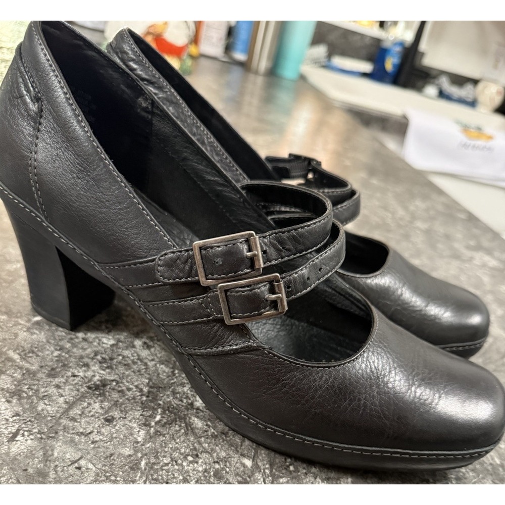 Clarks Black Leather Heels with Double Buckle Sz 12